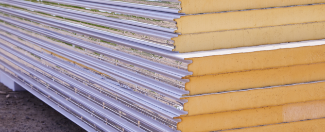 Voltear paneles sandwich